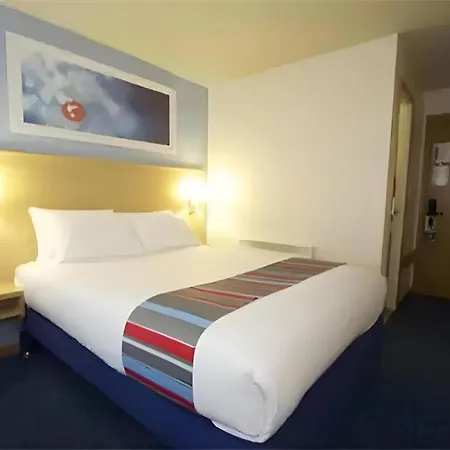 Travelodge London Chessington Tolworth-2